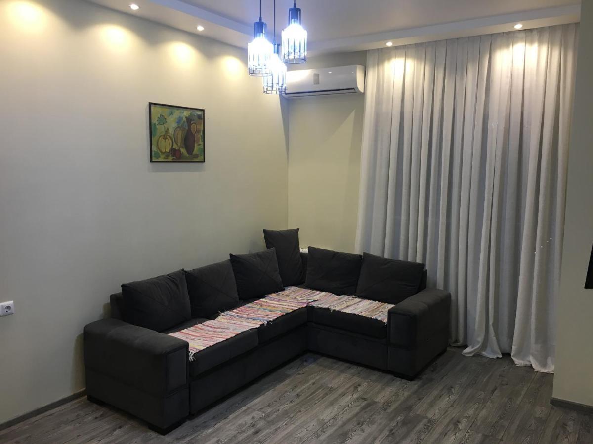 Apartment On Khimshiashvili 11A Batumi Eksteriør billede